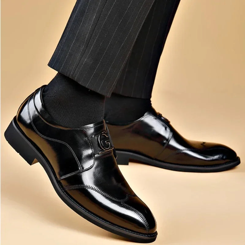 Business Men Shoes Patent Leather Man Brogues Shoes Fo Man Dress Shoe Loafers Pointed Toe Male Moccasins Plus Size Shoes for Men