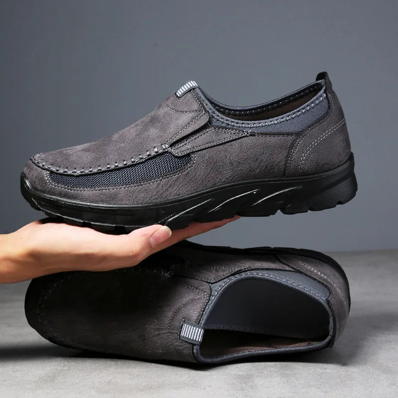 Men Casual Shoes Breathable Loafers Sneakers Male Comfortable Soft Sole Moccasins Designer Handmade Retro Walking Shoes Men Shoe