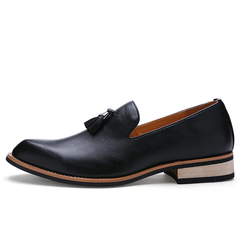 Men Dress Shoes Light Weight Suit Shoes Comfortable Sneakers New Social Wedding Shoes Office Formal Shoes Classic Leather Shoes