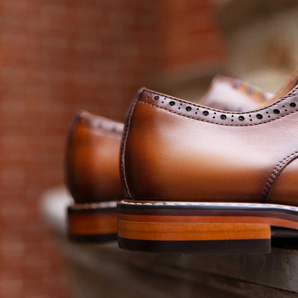 DESAI Men Shoes Mens Genuine Leather Business Dress Retro Gentleman Formal Carved Brogue Formal Shoes Men High Quality Gifts