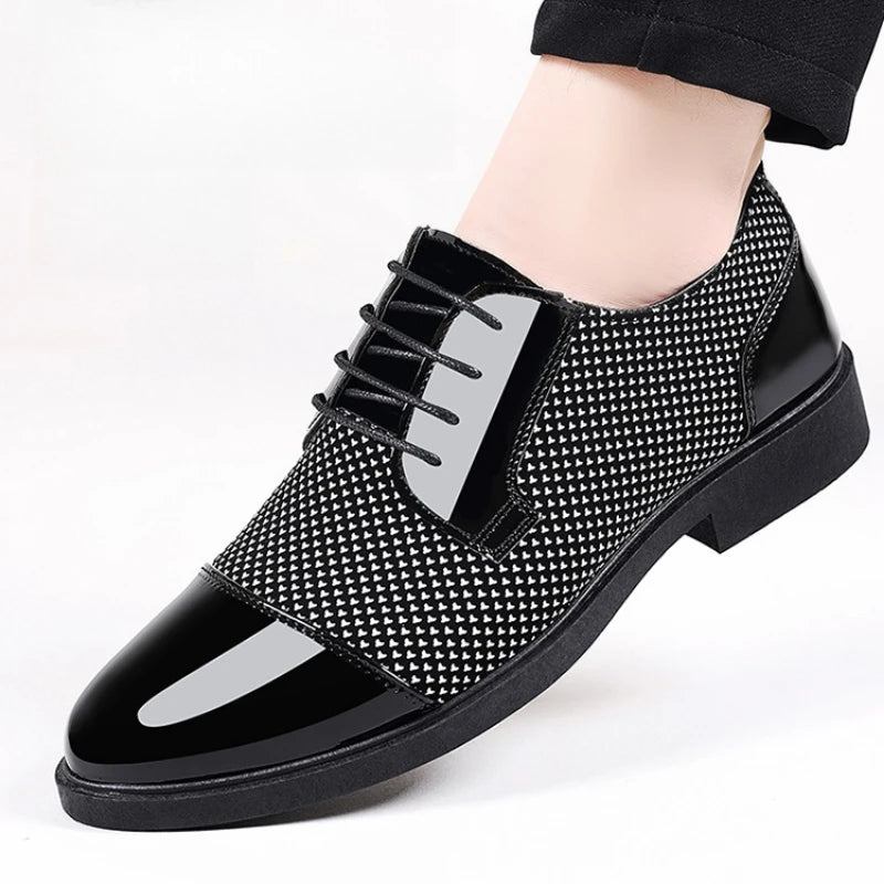 Shiny Formal Shoes Men Business Leather Shoes Oxford Breathable Patent Leather Dress Shoes Men Office Wedding Flats Formal Shoes